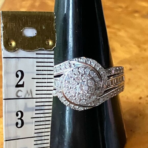 Natural White Diamond Sterling Silver Ring Size 10 - Picture 7 of 9